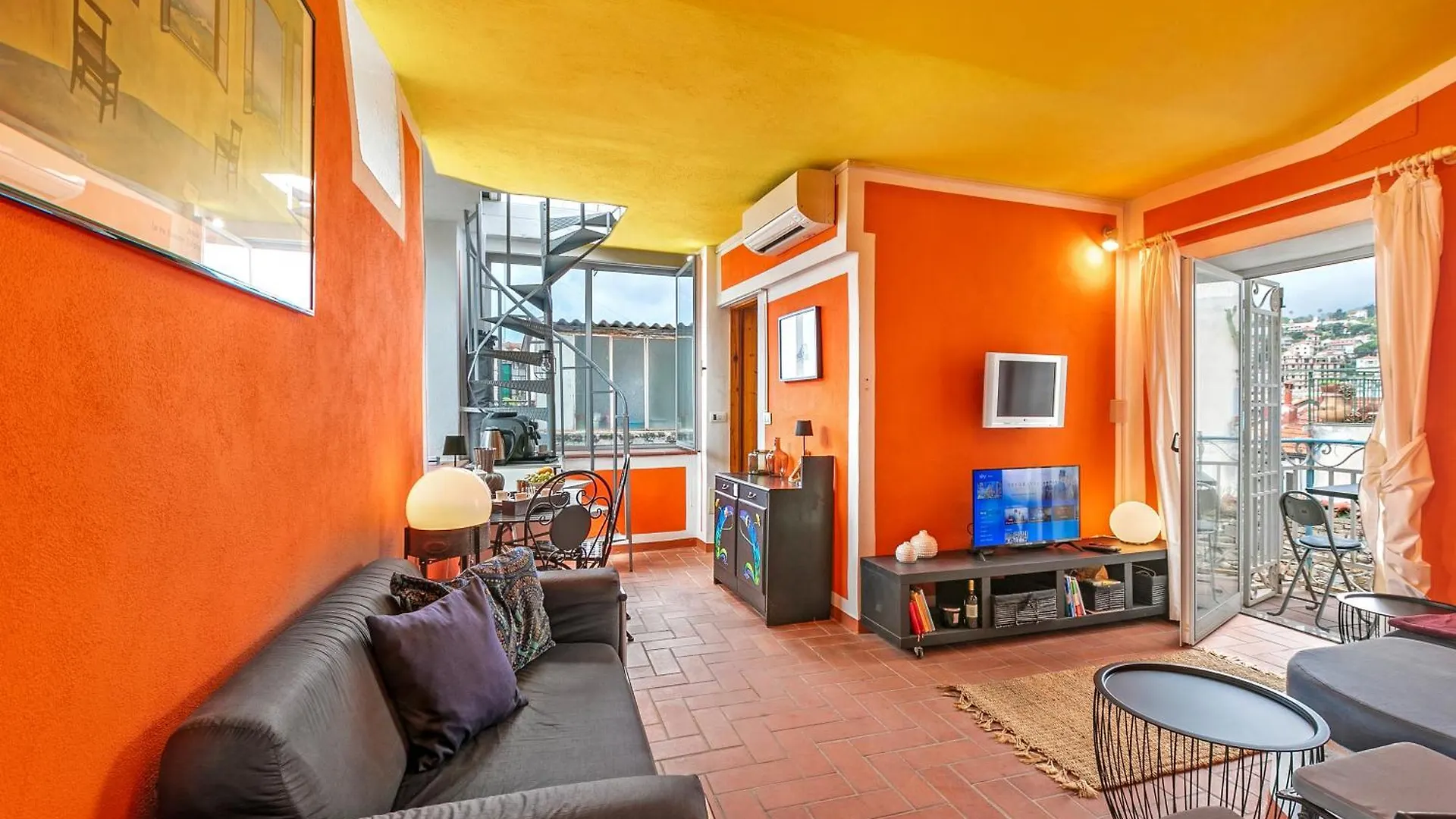 Casa Veronica - Happy Rentals Sanremo Italy