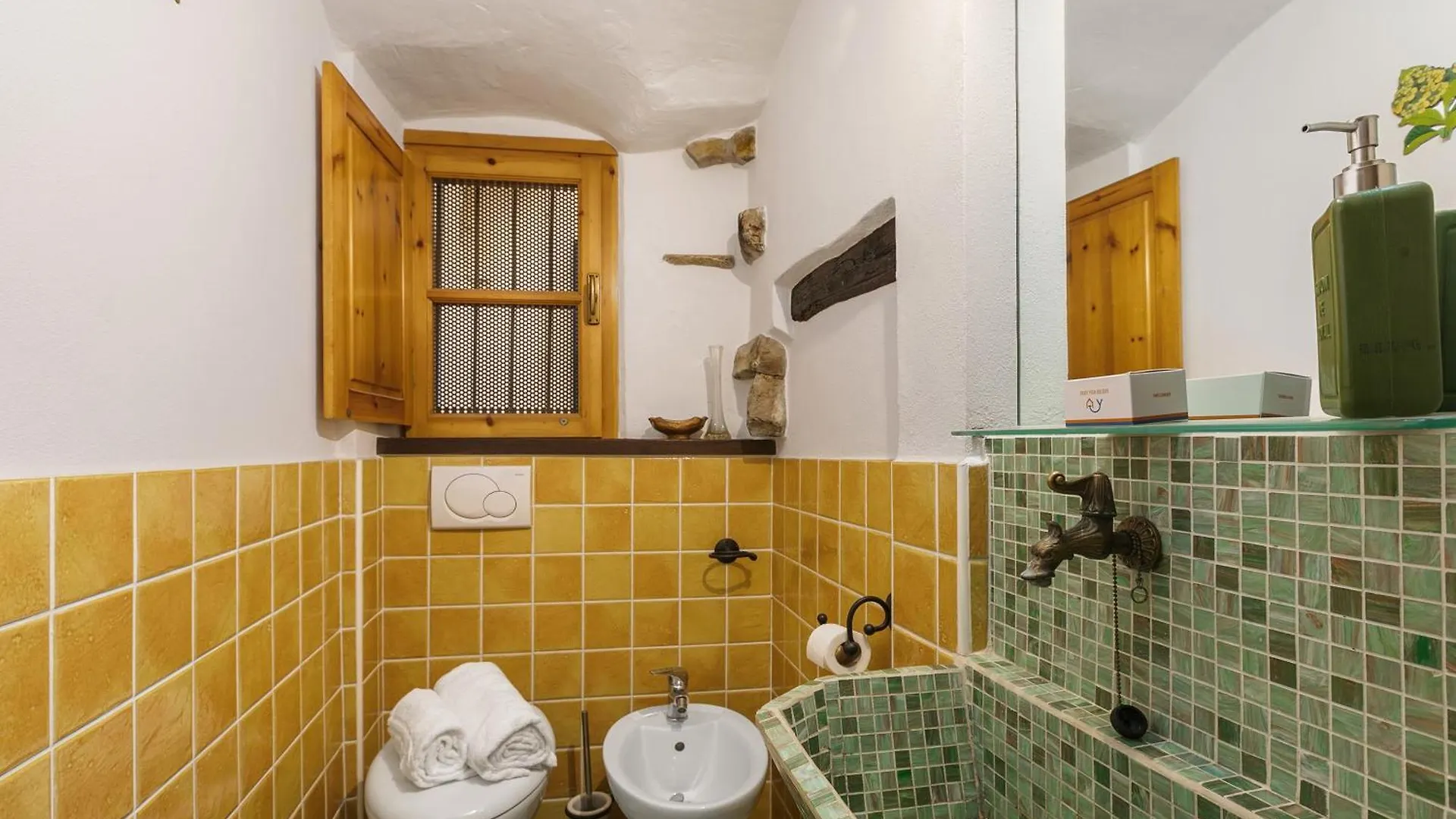 Casa Veronica - Happy Rentals Sanremo 0*,