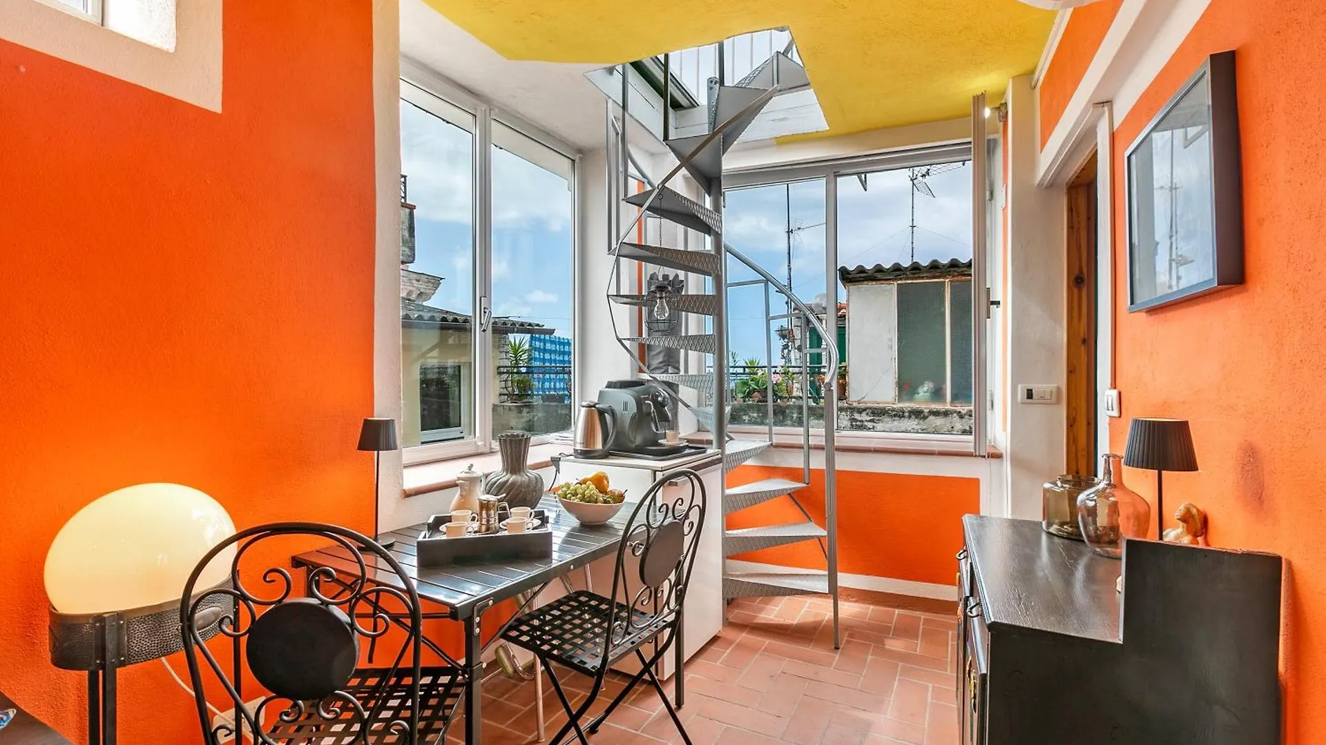 Casa Veronica - Happy Rentals Sanremo 0*,  Italy